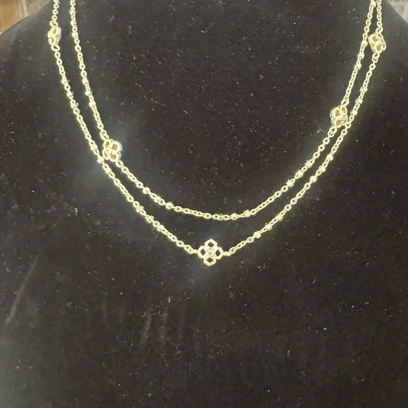 Kendra Scott Gold Chain Necklace with Floral Accents new without tags - Picture 11 of 11